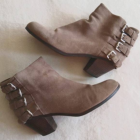 Sam Edelman Tan Ankle Boots w/ Buckles - Picture 5 of 9